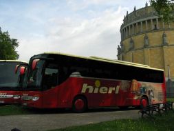 einweihung_der_neuen_reisebusse_auf_der_befreiungshalle_9_20120327_1733362507.jpg